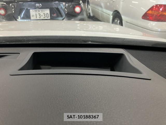 Toyota CROWN HYBRID 2020-12 8361033-15