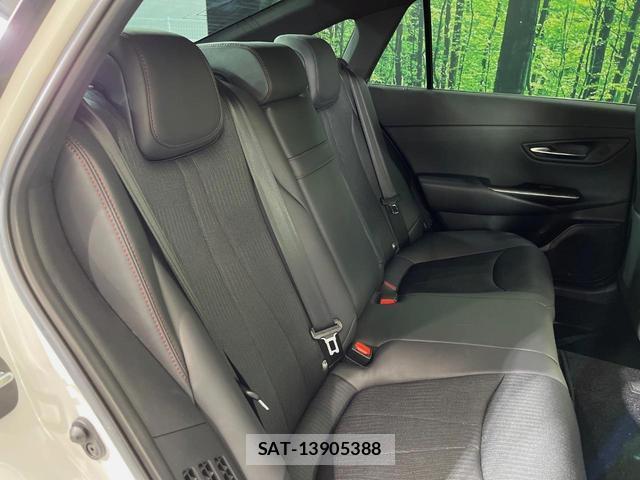 Toyota CROWN HYBRID 2021-08 8361052-10