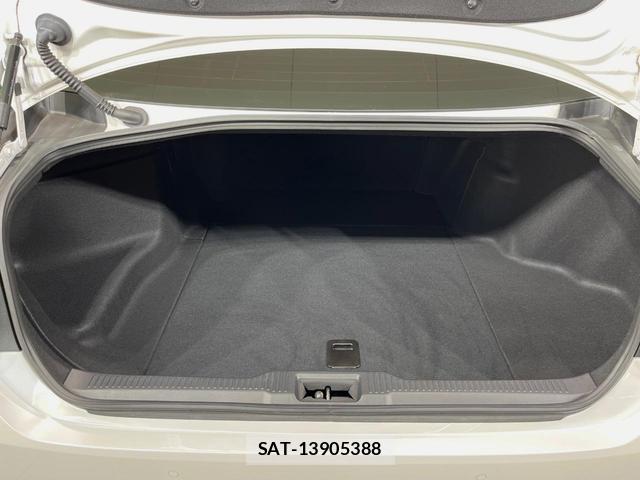 Toyota CROWN HYBRID 2021-08 8361052-11