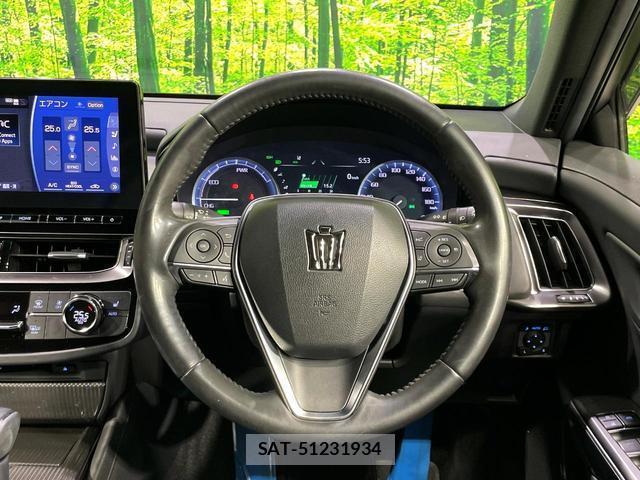 Toyota CROWN HYBRID 2020-12 8361519-12