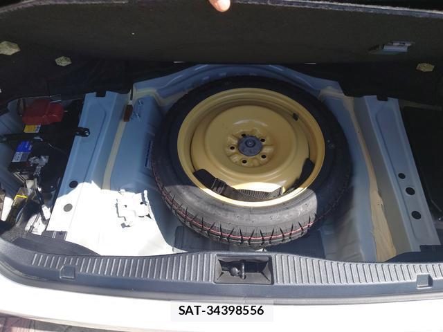 Toyota CROWN HYBRID 2014-08 8361725-12