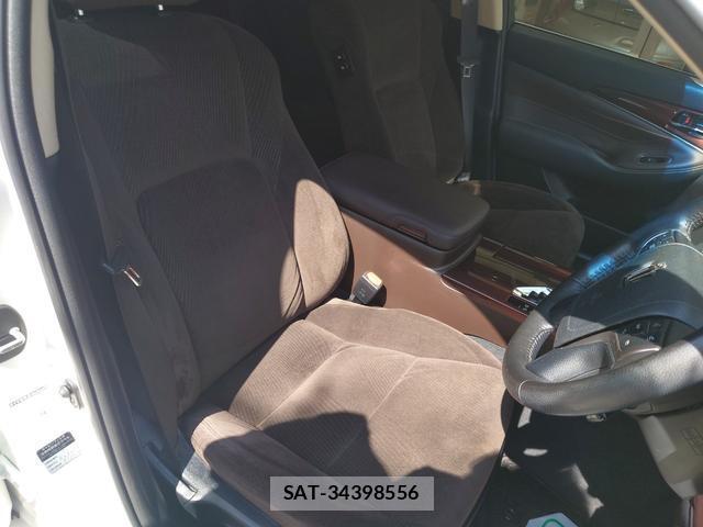 Toyota CROWN HYBRID 2014-08 8361725-15
