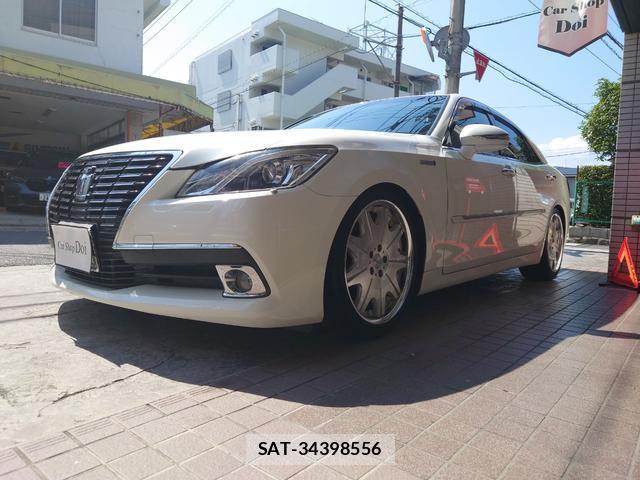 Toyota CROWN HYBRID 2014-08 8361725-6