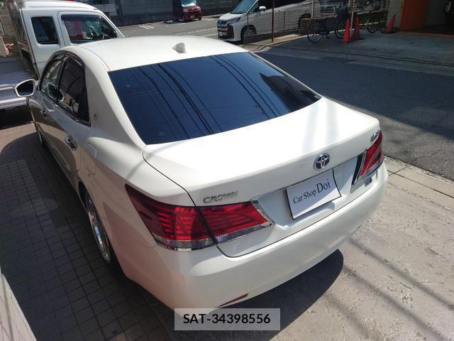 Toyota CROWN HYBRID 2014-08 8361725-8