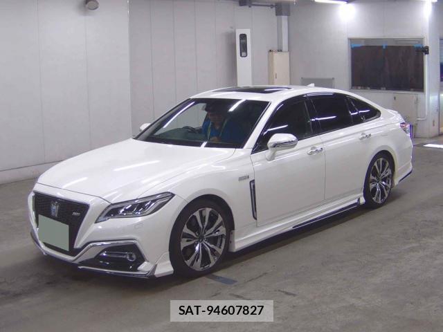 Toyota CROWN HYBRID 2018-11 8362158-0