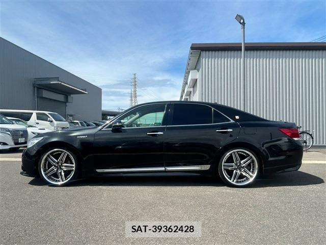 Toyota CROWN HYBRID 2014-06 8362403-9
