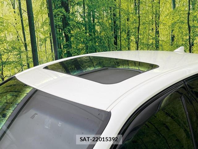 Toyota CROWN HYBRID 2019-02 8362608-2