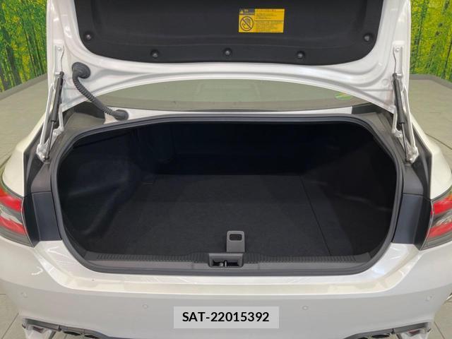 Toyota CROWN HYBRID 2019-02 8362608-9
