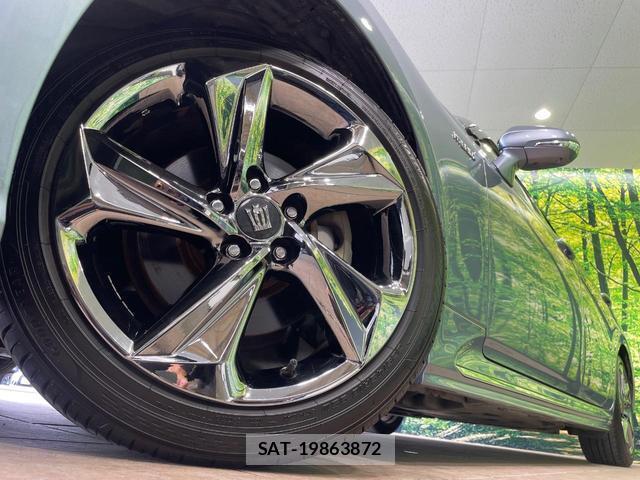 Toyota CROWN HYBRID 2020-04 8363051-13