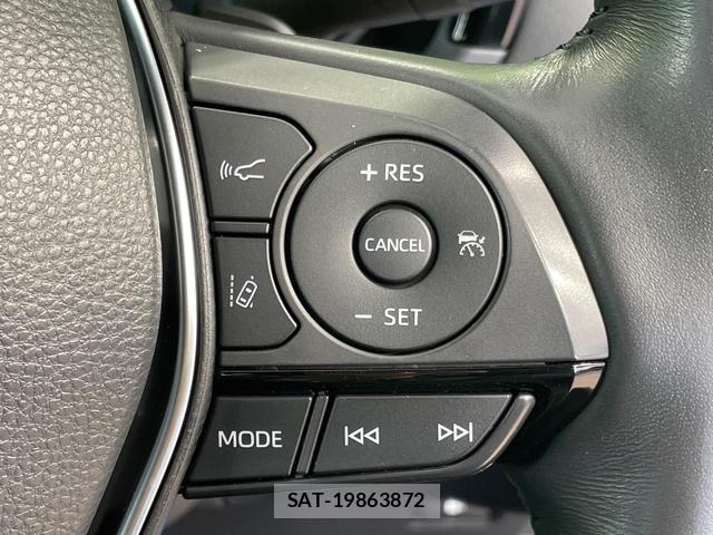 Toyota CROWN HYBRID 2020-04 8363051-6