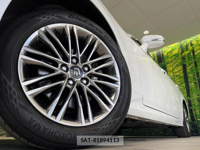 Toyota CROWN HYBRID 2021-07 8363083-12