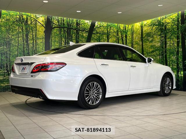 Toyota CROWN HYBRID 2021-07 8363083-16