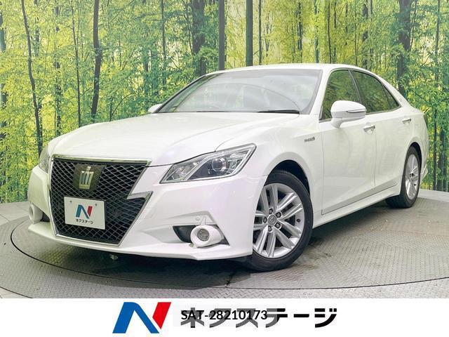Toyota CROWN HYBRID 2013-11 8363316-0
