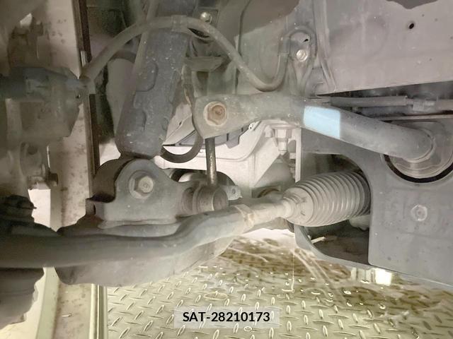 Toyota CROWN HYBRID 2013-11 8363316-19