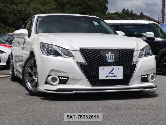 Toyota CROWN HYBRID 2013-07 8363859-0