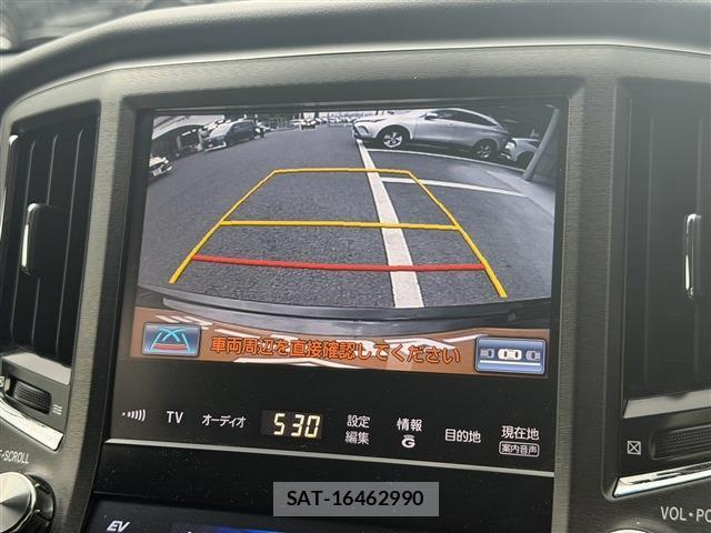 Toyota CROWN MAJESTA 2014-06 8360981-3
