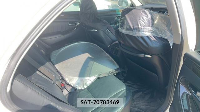 Toyota CROWN MAJESTA 2006-03 8362519-9