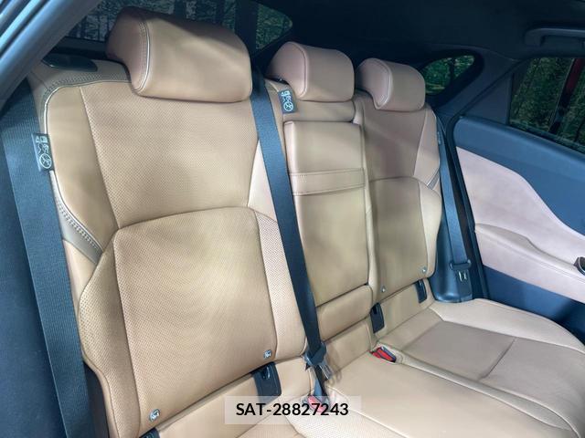 Toyota CROWN 2024-09 8360789-8