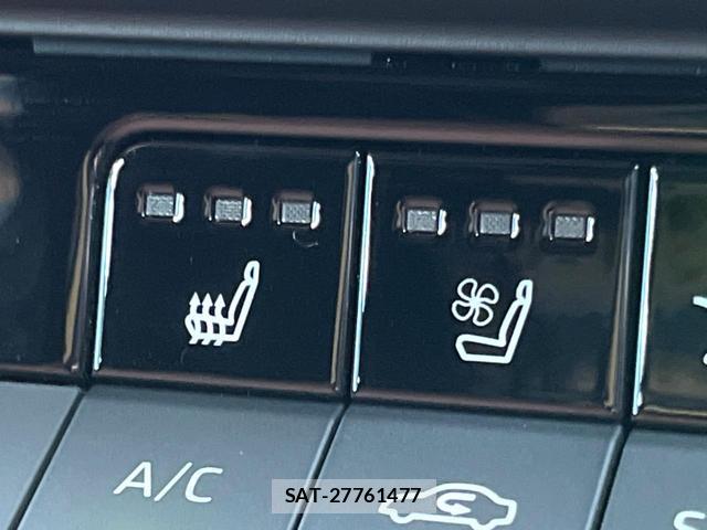 Toyota CROWN 2025-07 8361486-6