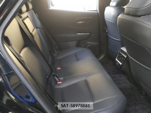 Toyota CROWN 2023-11 8361938-3