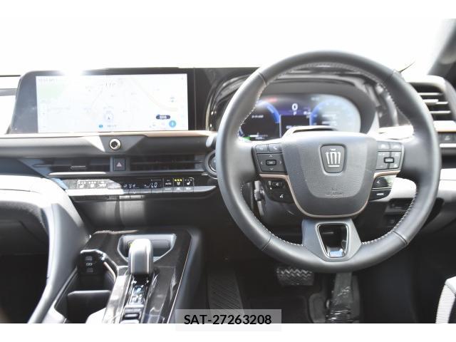 Toyota CROWN 2025-02 8362449-12