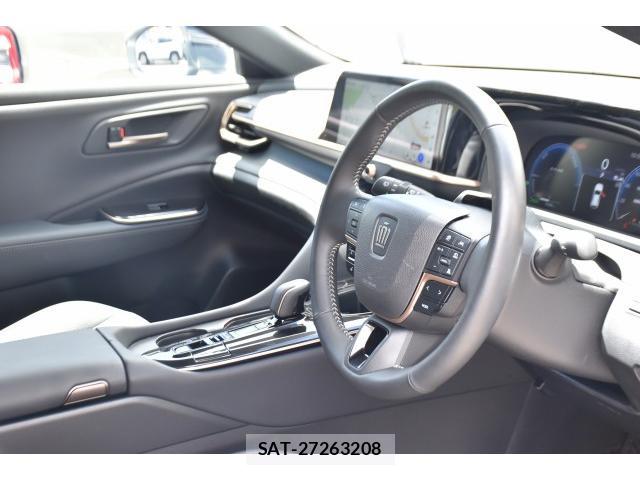 Toyota CROWN 2025-02 8362449-13