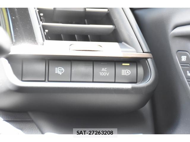 Toyota CROWN 2025-02 8362449-17