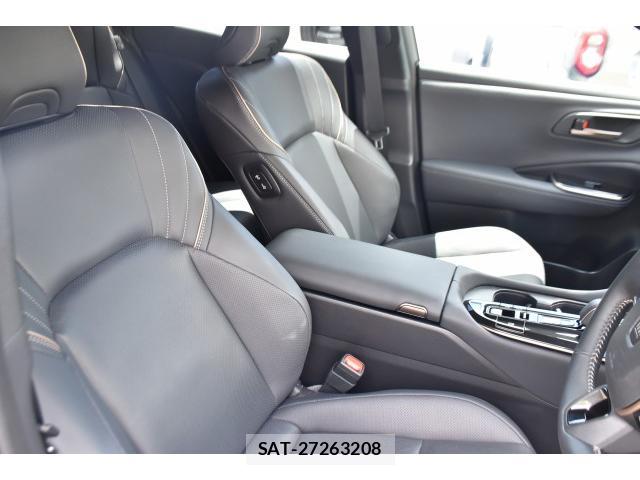 Toyota CROWN 2025-02 8362449-19