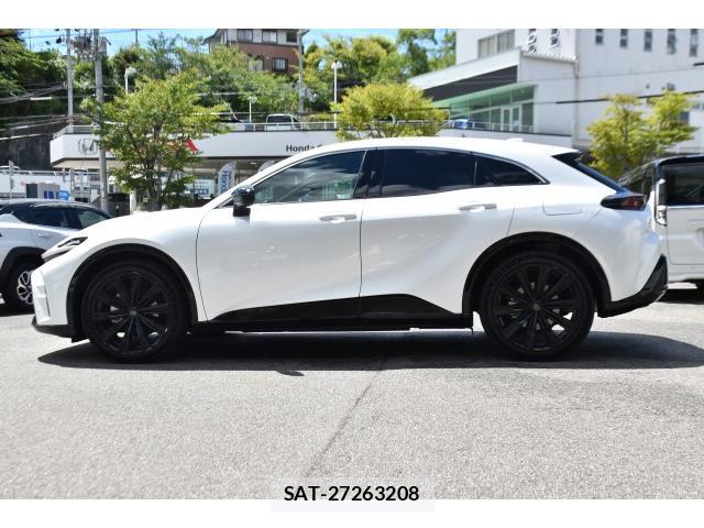 Toyota CROWN 2025-02 8362449-3
