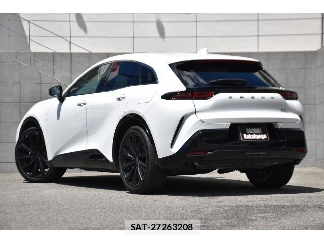 Toyota CROWN 2025-02 8362449-6
