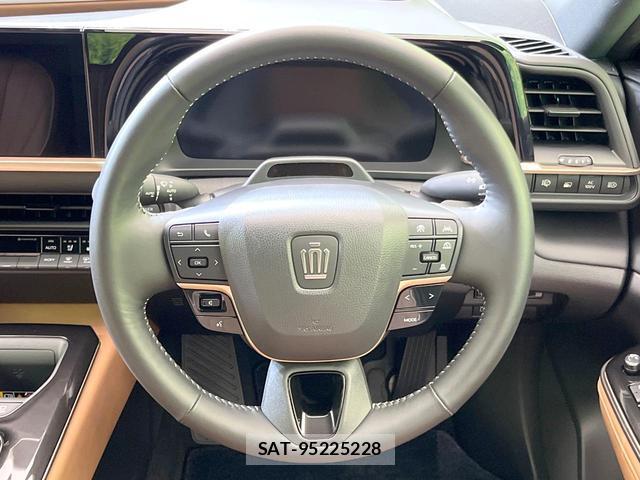 Toyota CROWN 2024-07 8362538-10