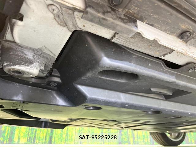 Toyota CROWN 2024-07 8362538-17