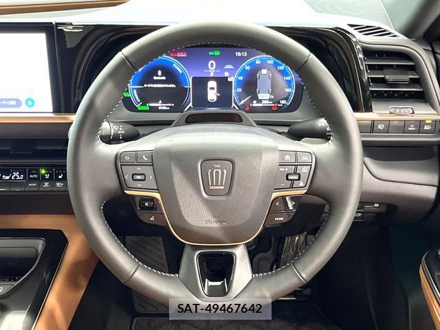Toyota CROWN 2024-12 8362791-10