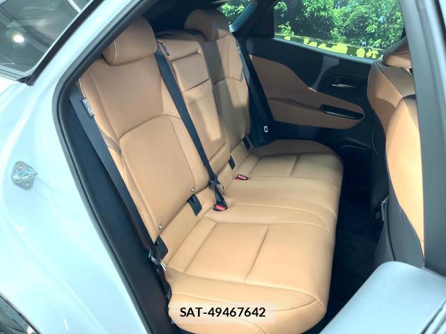 Toyota CROWN 2024-12 8362791-8