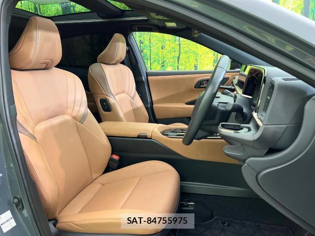 Toyota CROWN 2024-01 8363045-8