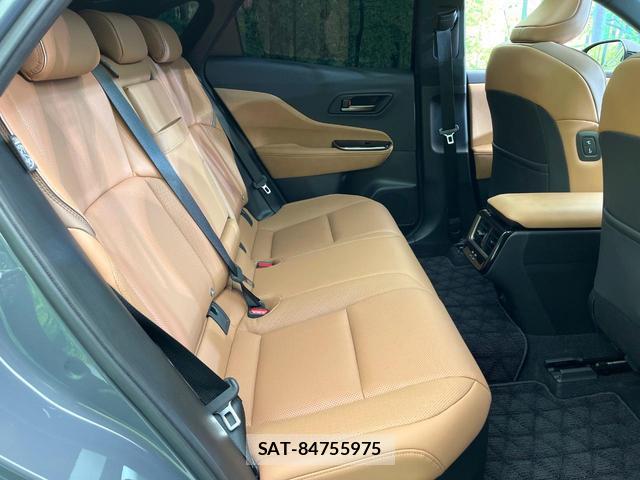 Toyota CROWN 2024-01 8363045-9