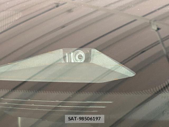 Toyota CROWN 2024-02 8363150-6