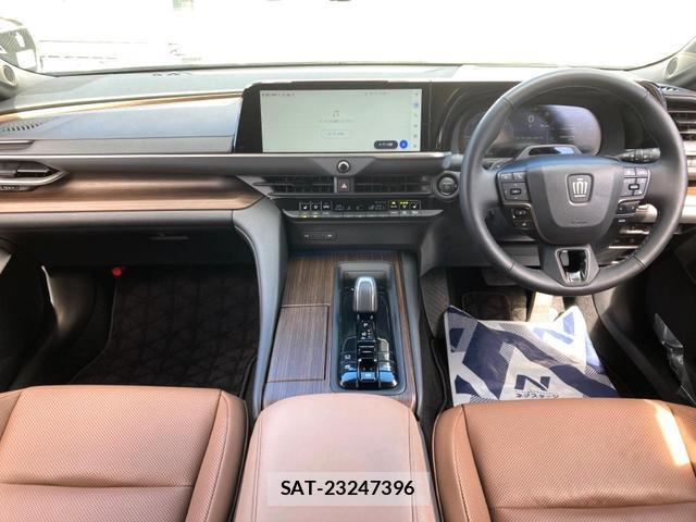 Toyota CROWN 2024-10 8361569-1