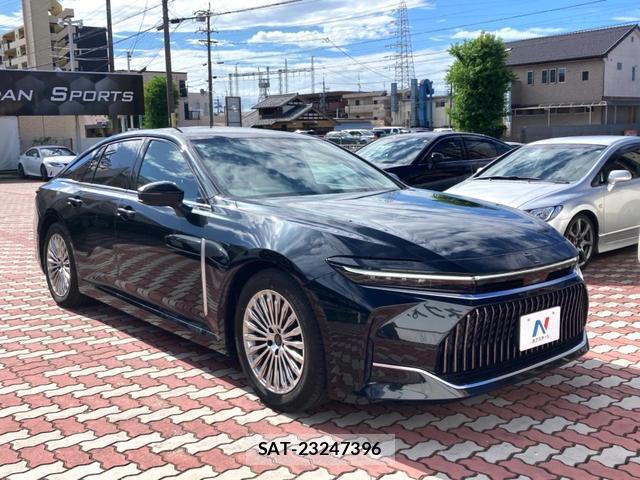 Toyota CROWN 2024-10 8361569-15