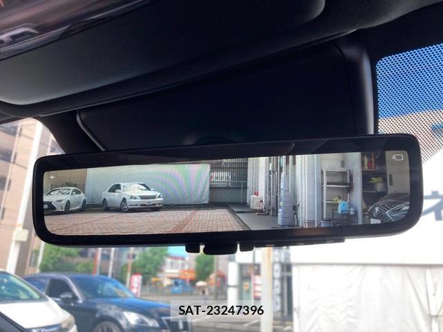 Toyota CROWN 2024-10 8361569-3