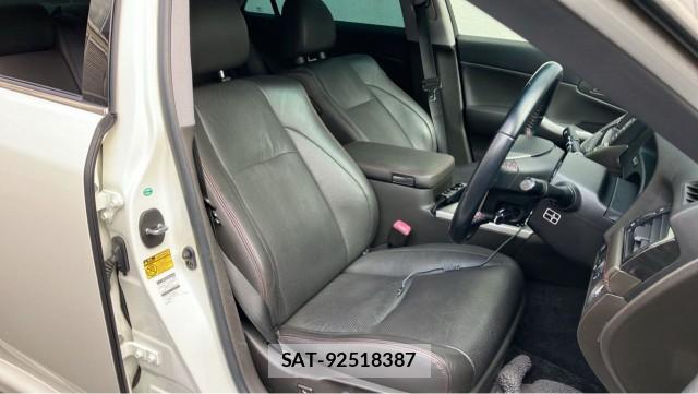 Toyota CROWN 2012-06 8362273-5