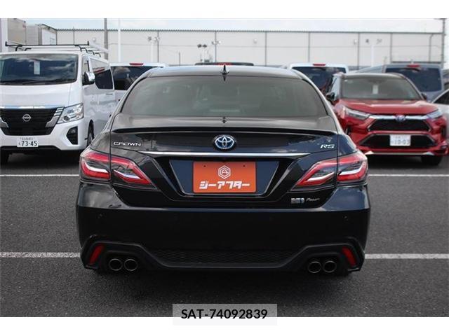 Toyota CROWN 2018-11 8362962-11