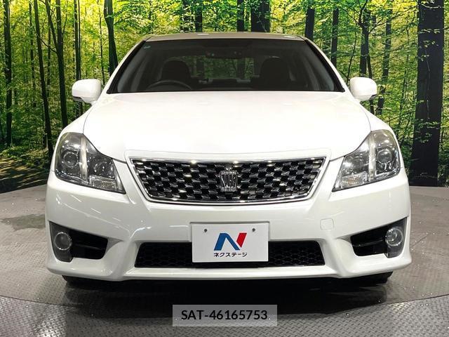 Toyota CROWN 2012-08 8363670-13