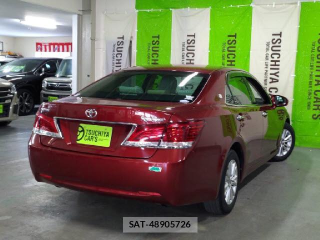 Toyota CROWN 2013-12 8363817-1