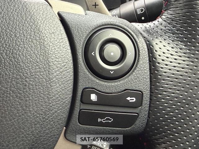 Lexus CT 2014-06 8363833-11