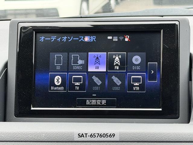Lexus CT 2014-06 8363833-13