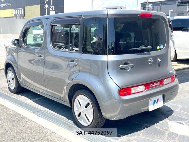 Nissan CUBE 2011-04 8362688-15