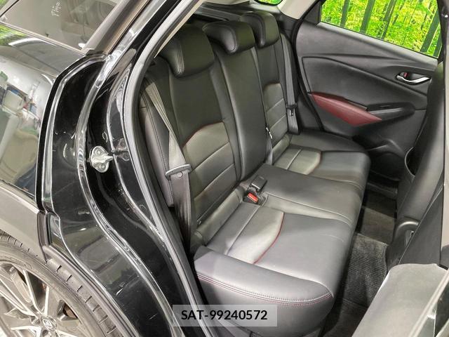 Mazda CX-3 2015-05 8360638-9