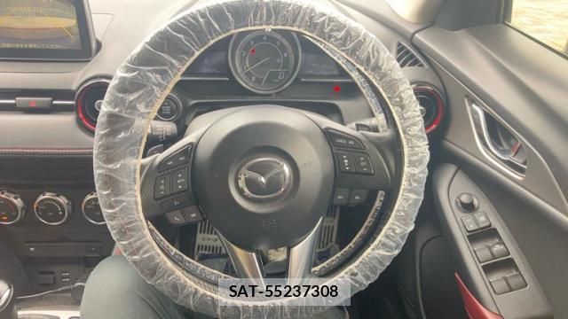Mazda CX-3 2015-02 8361715-4