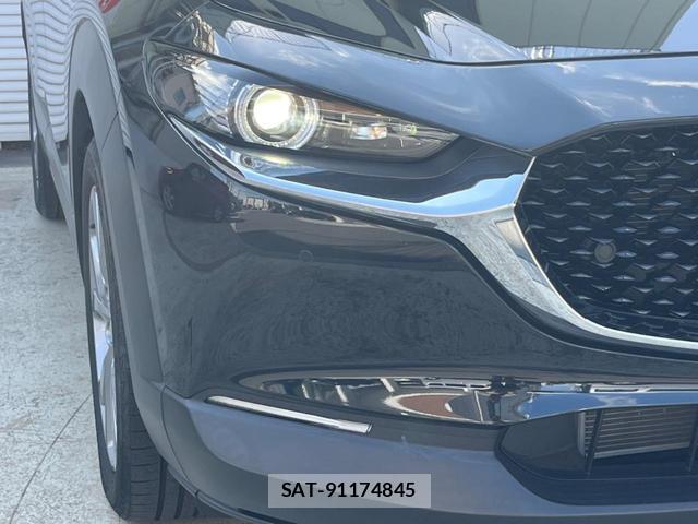 Mazda CX-30 2022-12 8360803-12